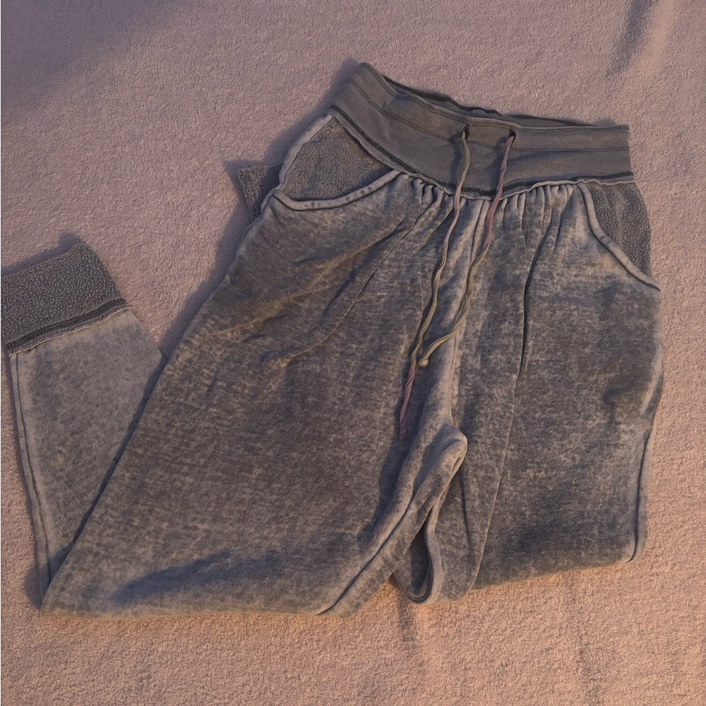 FREE PEOPLE MOVEMENT SWEATPANTS